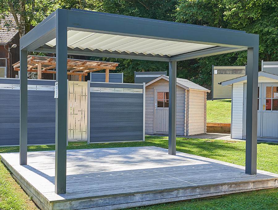 Ausstellung Outdoor Brustor Lamellenpergola