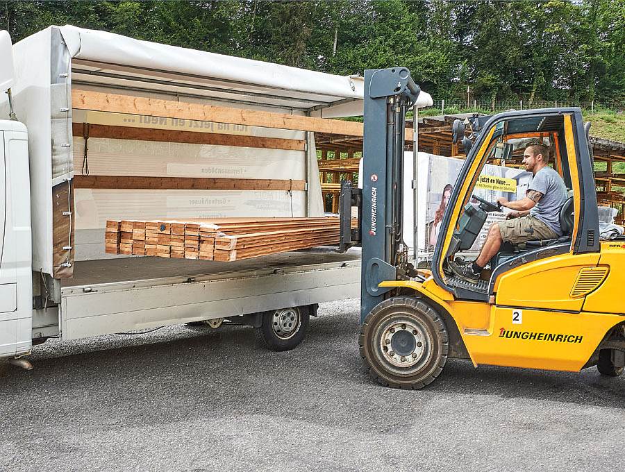 Logistik und Lieferservice Döbeli Holz